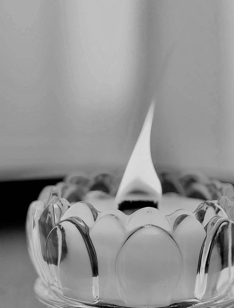 ガラスの器にともる、ちいさな灯り